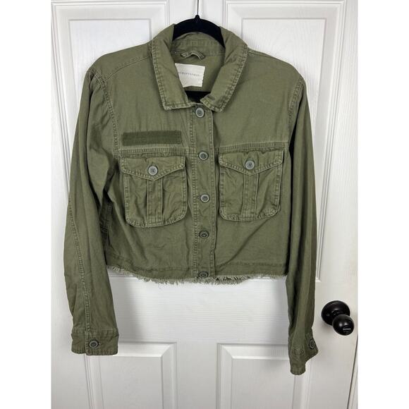 Aeropostale Khaki Green Cropped Raw Hem Button Down Jacket Medium Utility - Picture 6 of 7